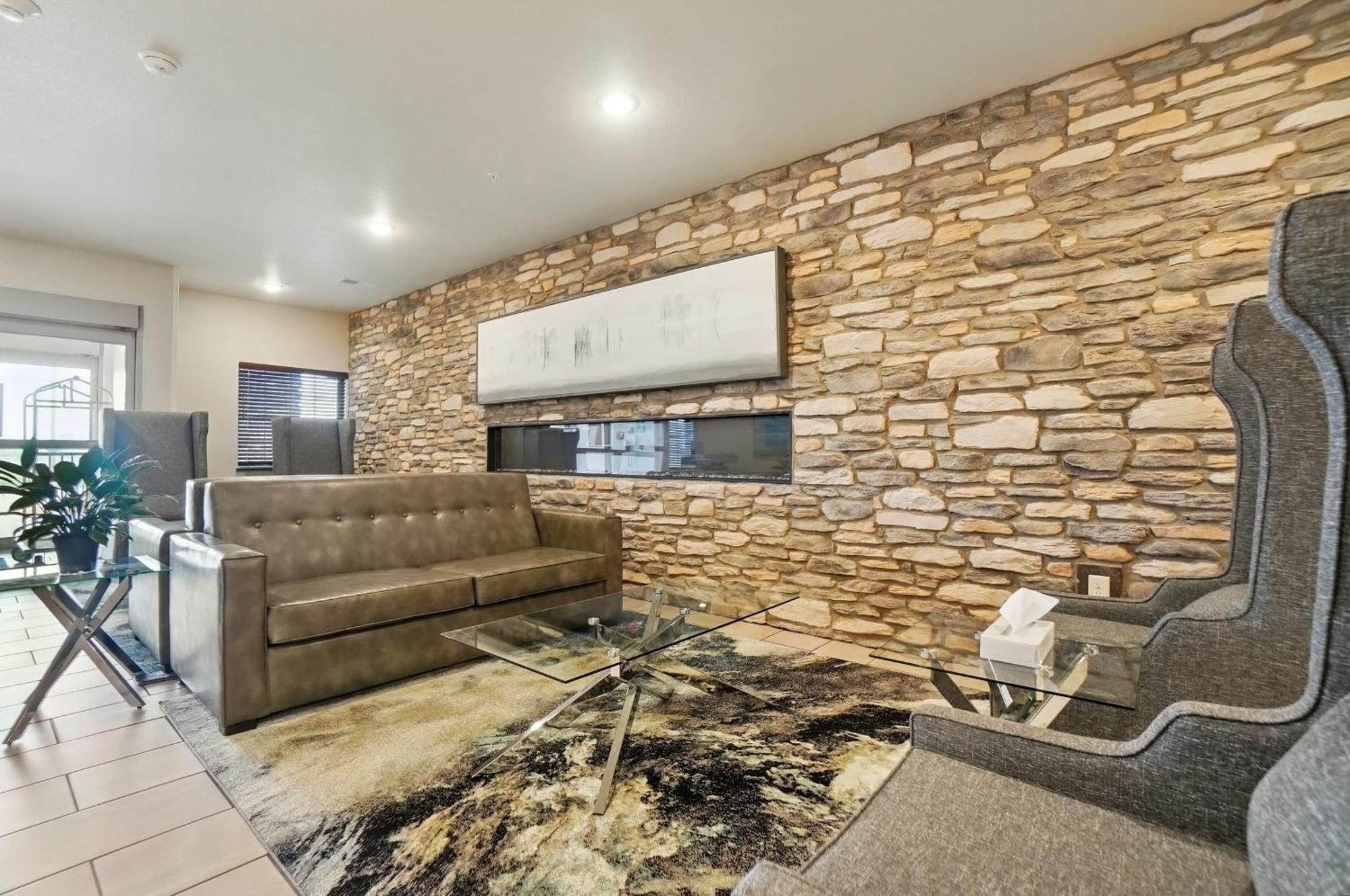 Cobblestone Hotel & Suites - Russells Point At Indian Lake 外观 照片