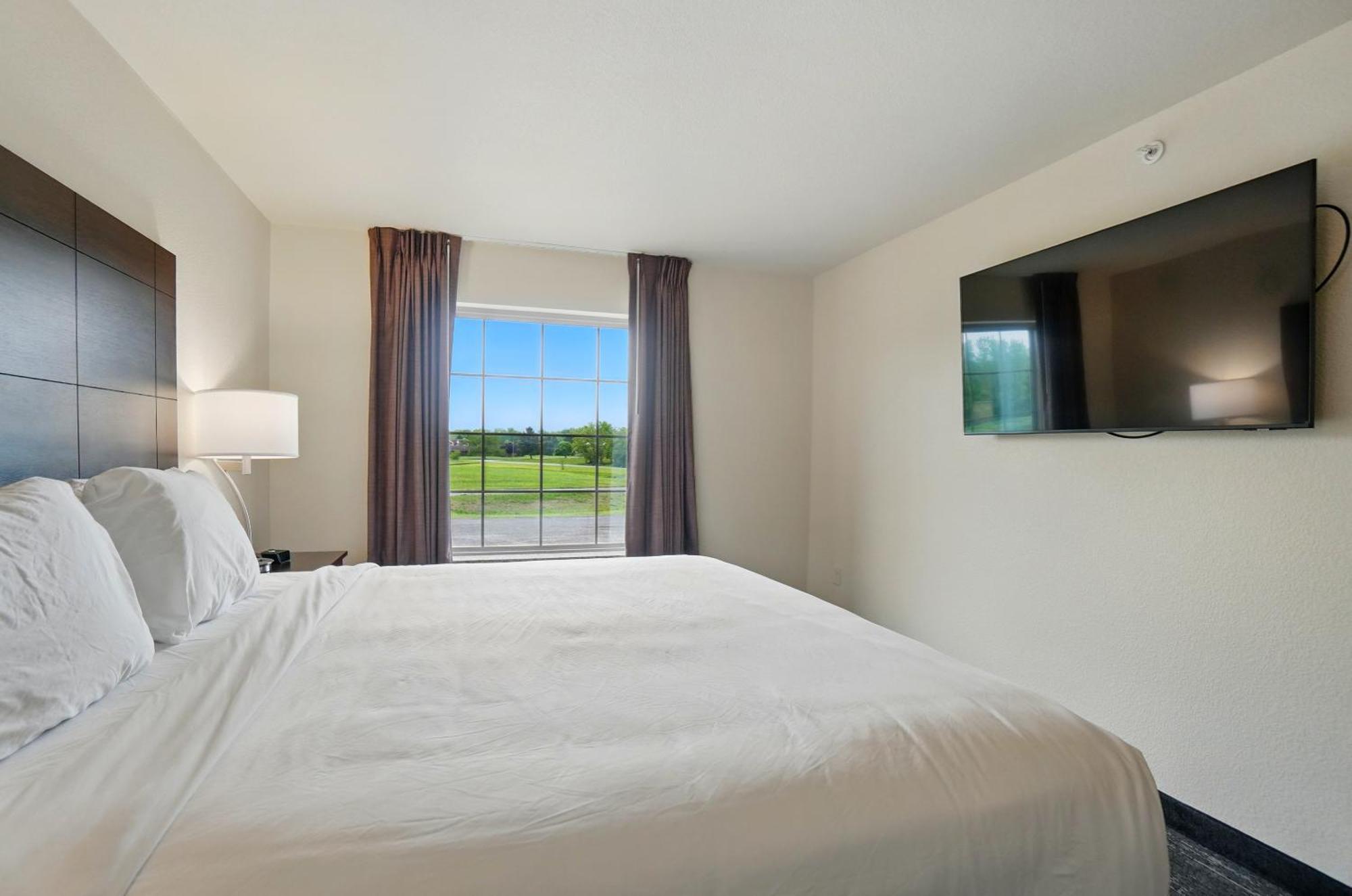 Cobblestone Hotel & Suites - Russells Point At Indian Lake 外观 照片